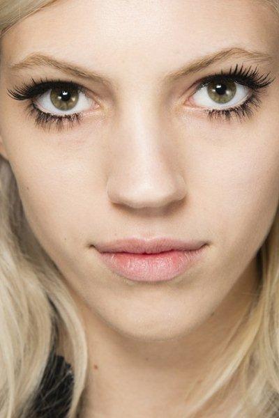 beauty-trend-large-Lashes-fall-winter-2014-2015-8