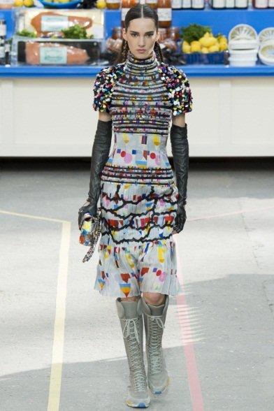 fashion-trend-folk-influences-fall-winter-2014-2015-12