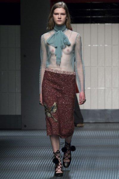 gucci-tie-neckline-blouse-fashion-trend-fall-2015-winter-2016-6