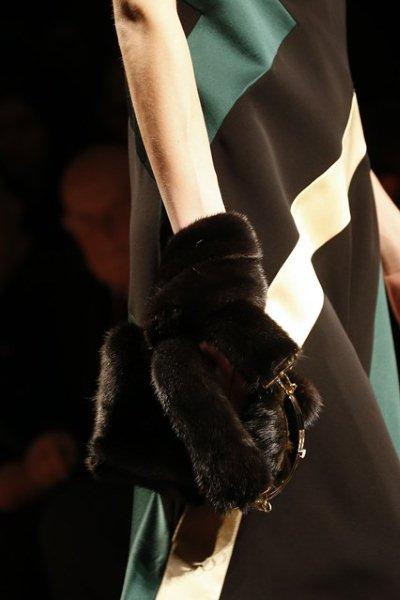 Fall-Winter-2015-2016-Handbag-Trends-Salvatore-Ferragamo-3