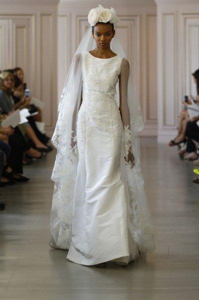 wedding-collection-Oscar-de-la-Renta-spring-summer-2016-9