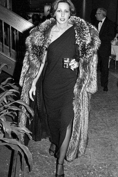 Donna-Karan-celebrates-today-the-30th-anniversary-of-her-brand-2