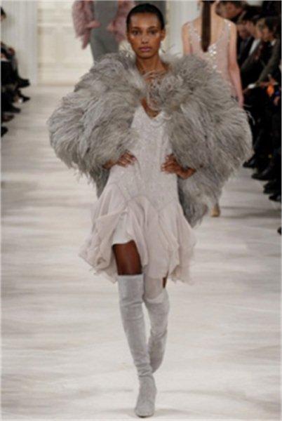 Feathers-fashion-trend-fall-winter-2014-2015-5