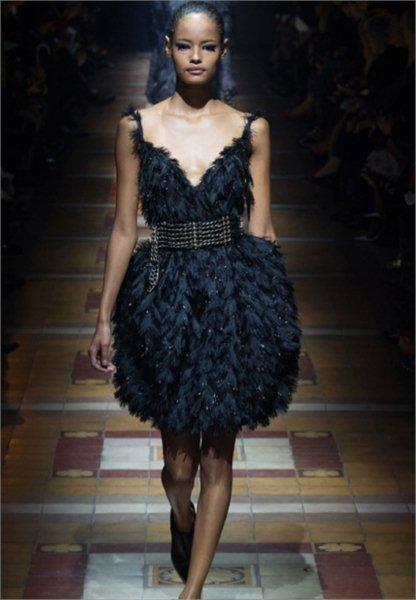 Feathers-fashion-trend-fall-winter-2014-2015-2