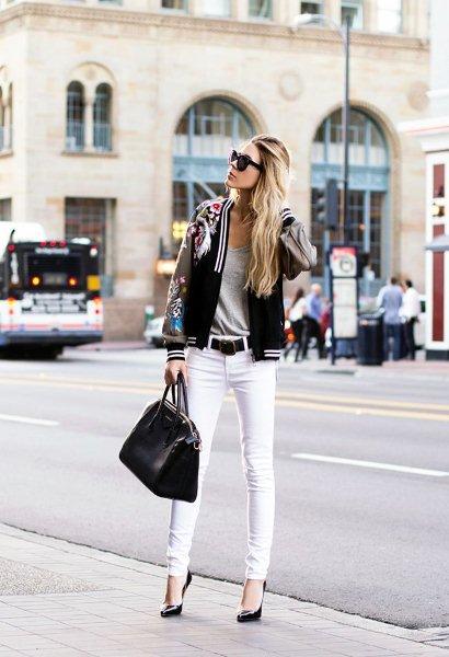 Everyone-Wearing-a-Bomber-Jacket-10