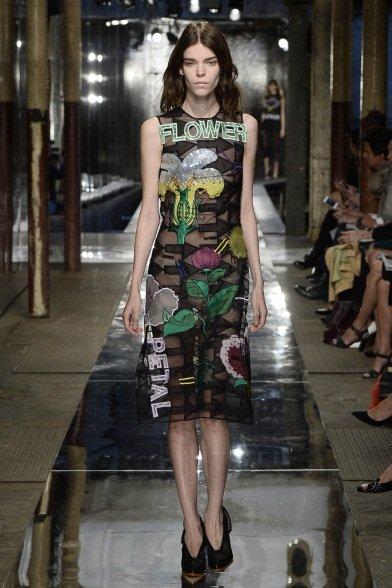florar-print-spring-summer-2014-Christopher-Kane-6