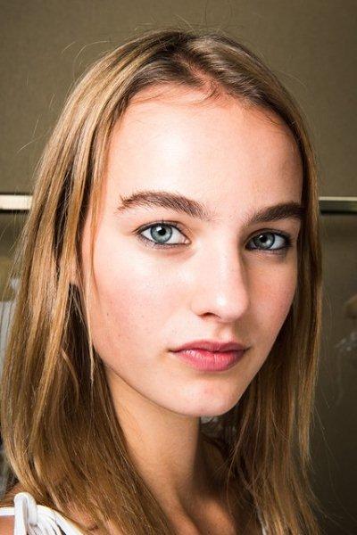 Makeup-trend-Τeen-eyeliner-Spring-Summer-2016-2