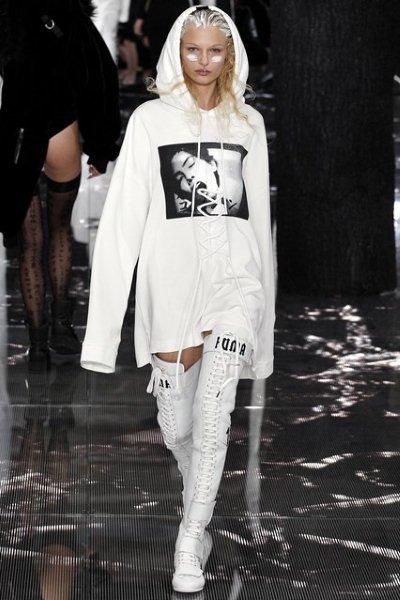 fashion-trend-extra-long-sleeves-fall-winter-2016-2017-2