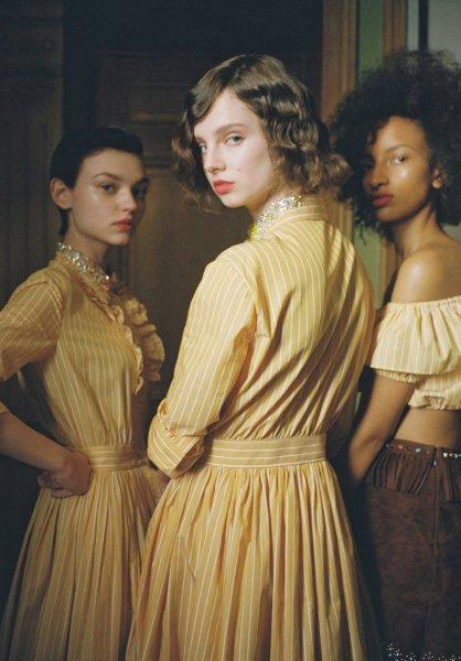 miu-miu-spring-summer-2018-special-collection-3