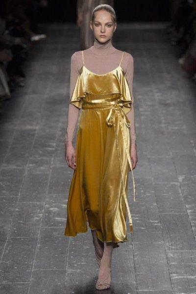 fashion-trend-velvet-fall-winter-2016-2017-15