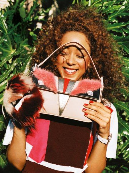 bags-of-the-season-vogue-turkey-march-2014-3