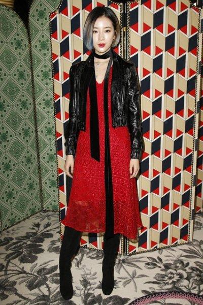 skinny-scarf-fashion-trend-fall-winter-2015-2016-20