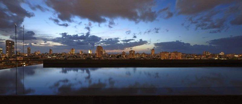 Penthouse-with-a-Pool-in-Tel-Aviv-15