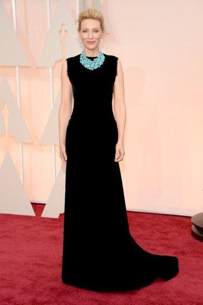 Best-Dressed-Celebrities-oscars-2015-11