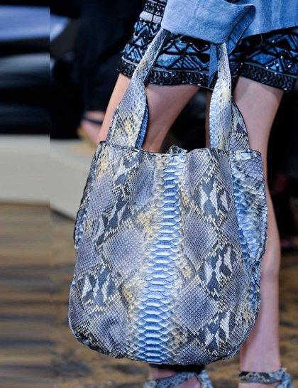 donna-karan-Best-bags-from-the-spring-summer-2014-collections-11