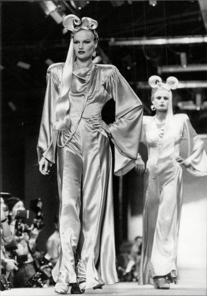 Vintage-Photos-from-fashion-shows-6