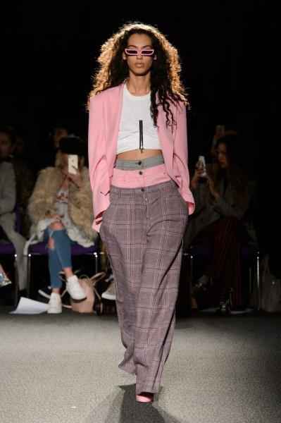 Runway-Looks-at-London-Fashion-Week-Fall-2018-2