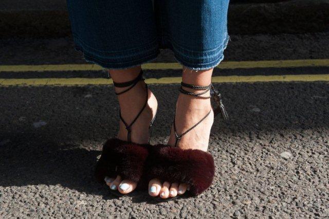 street-style-London-Fashion-Week-Spring-2016-2