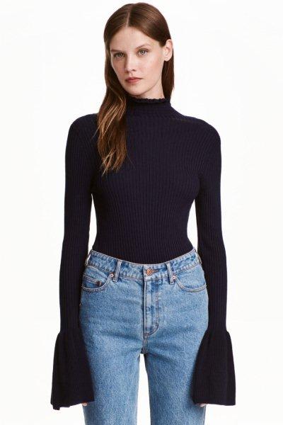 fashion-trend-extra-long-sleeves-fall-winter-2016-2017-13