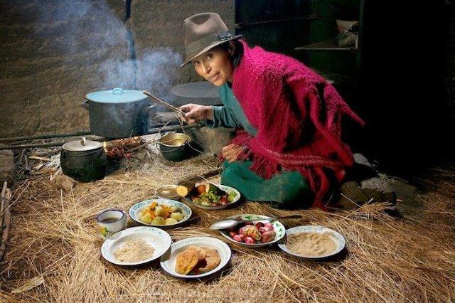 People-Around-the-World-and-What-They-Eat-5