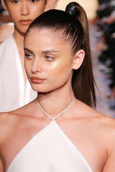 Spring-Summer- 2017-Hairstyle-Trends-26