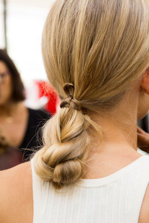 Spring-Summer- 2017-Hairstyle-Trends-23