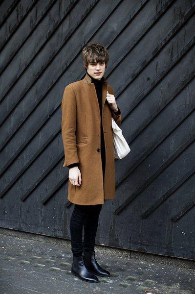 Street-looks-from-London-Fashion-Week-Menswear-14